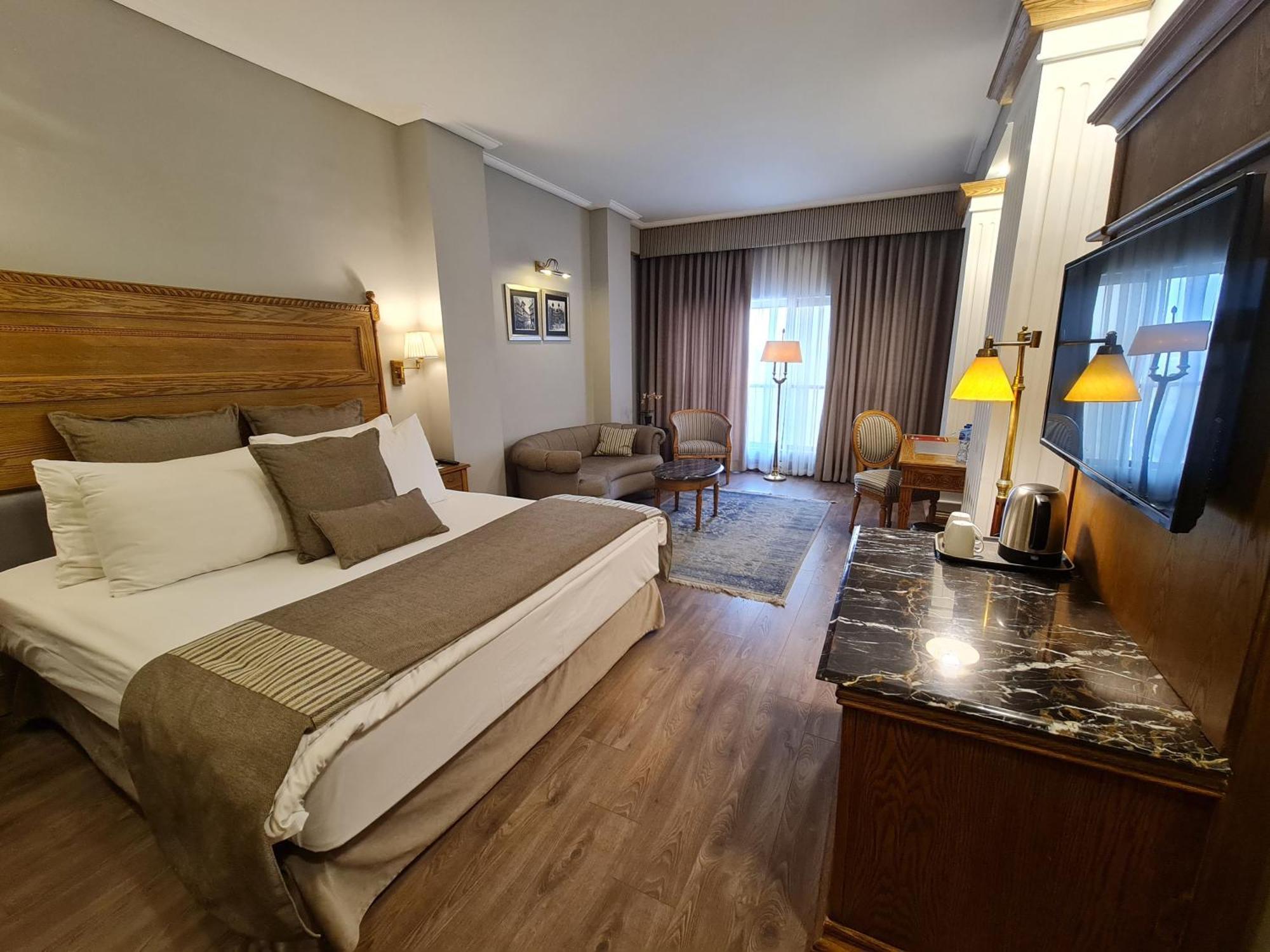 Hotel Crown Plaza İslamabad Dış mekan fotoğraf