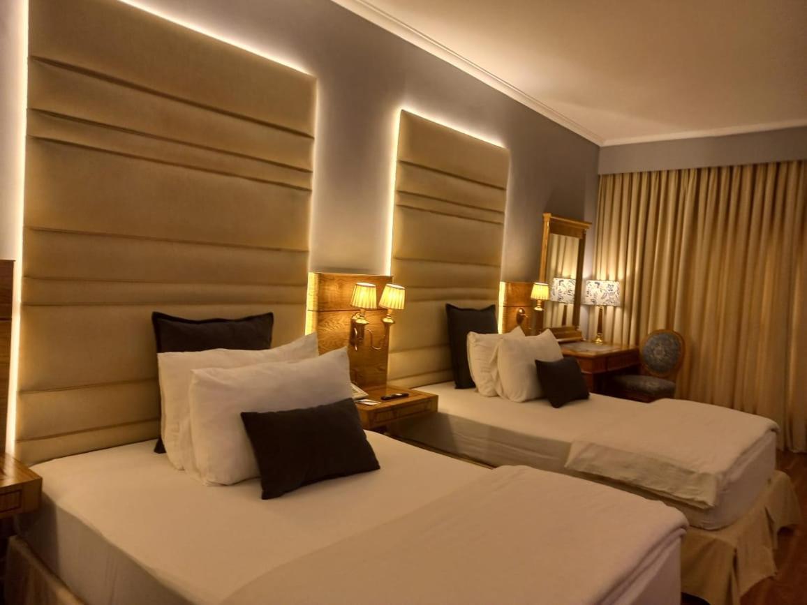 Hotel Crown Plaza İslamabad Dış mekan fotoğraf